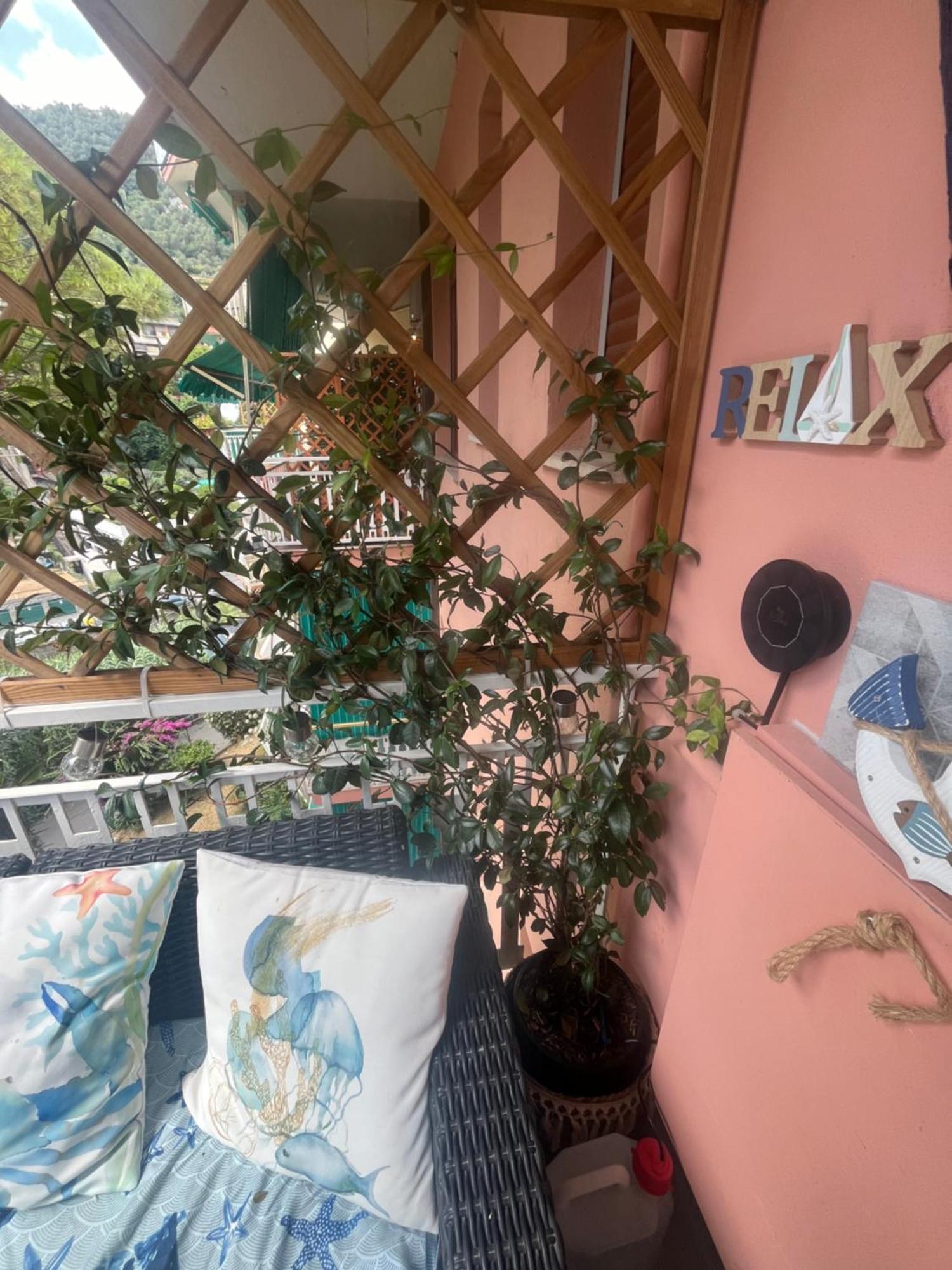 Casa Di Amos Con Parcheggio Privato Rapallo Exterior foto